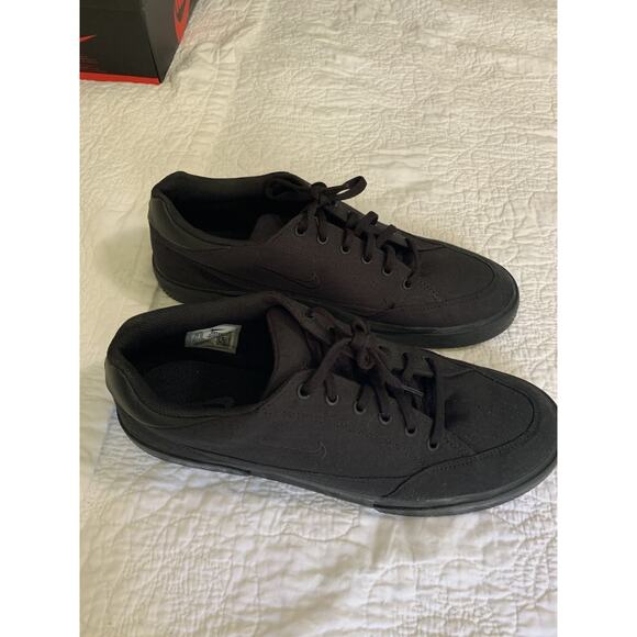 Size 11 - Nike Retro GTS Triple Black Canvas Skate Shoes Classic - Picture 3 of 8